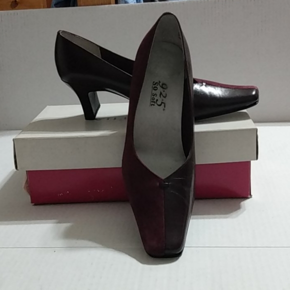 Ladies Villagers Burgundy Shoes Size 8 Make An Offer - Picture 2 of 12